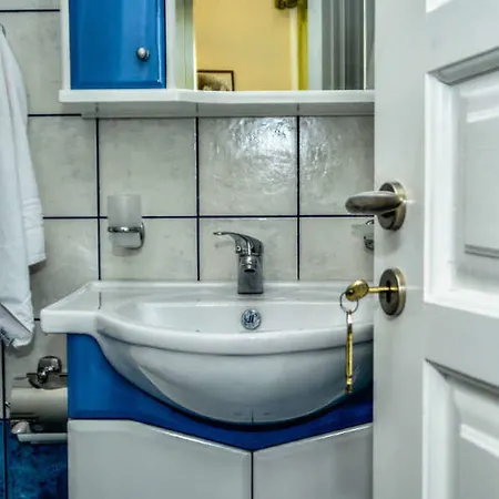 Mainades Maisonettes & Studios Apartment *