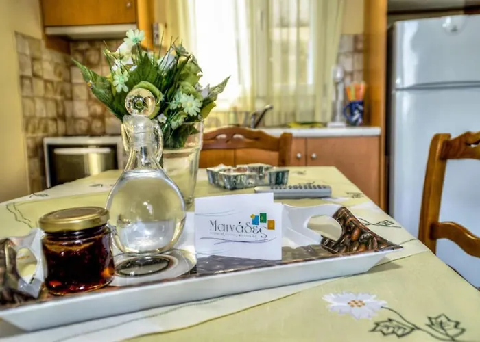 Διαμέρισμα Mainades Maisonettes & - Andros Serene Escape *