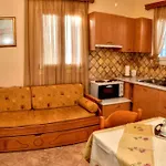 Apartment Mainades Maisonettes & Studios Menites
