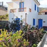 Mainades Maisonettes & - Andros Serene Escape
