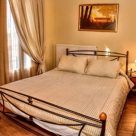 Mainades Maisonettes & 公寓 *