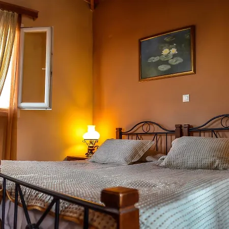 Mainades Maisonettes & - Andros Serene Escape Appartamento