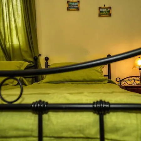 Mainades Maisonettes & 아파트 *