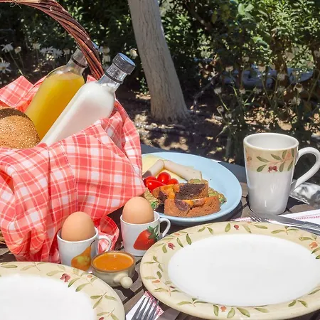 Mainades Maisonettes & 아파트