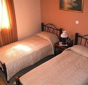 Apartment Mainades Maisonettes & Studios